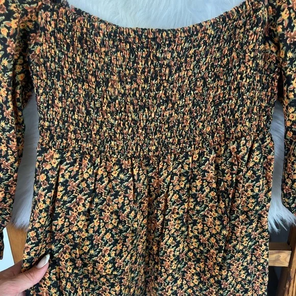 Faithfull the Brand Multicolor Smocked Fabric - Picture 3 of 8